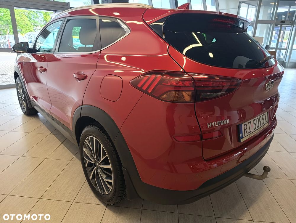 Hyundai Tucson - 2
