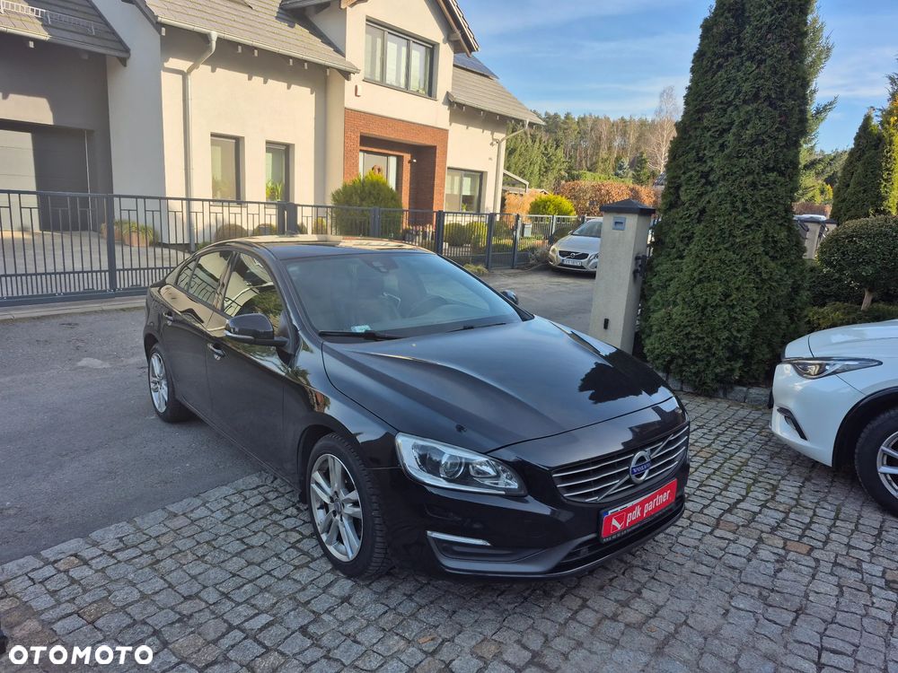 Volvo S60 D3 Momentum - 4