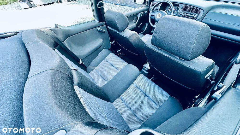 Volkswagen Golf 1.8 CL - 17