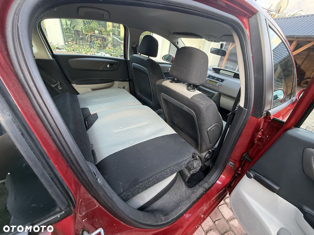 Citroën C4 - 4