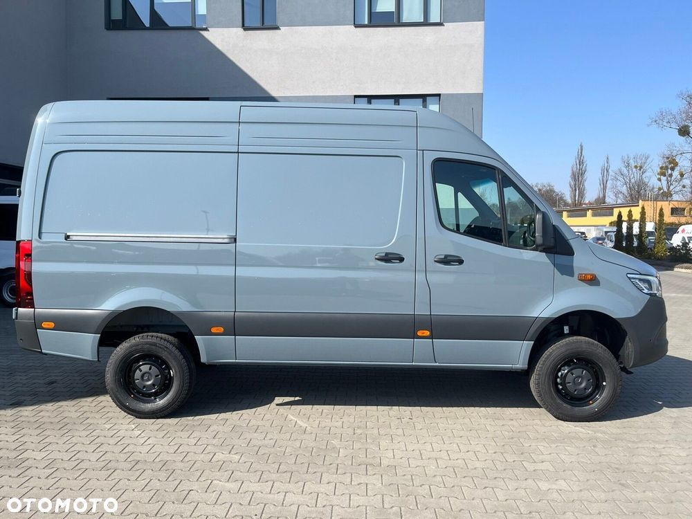 Mercedes-Benz Sprinter 319 CDI - 4