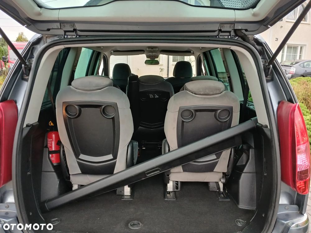 Peugeot 807 2.0 HDi Premium - 26