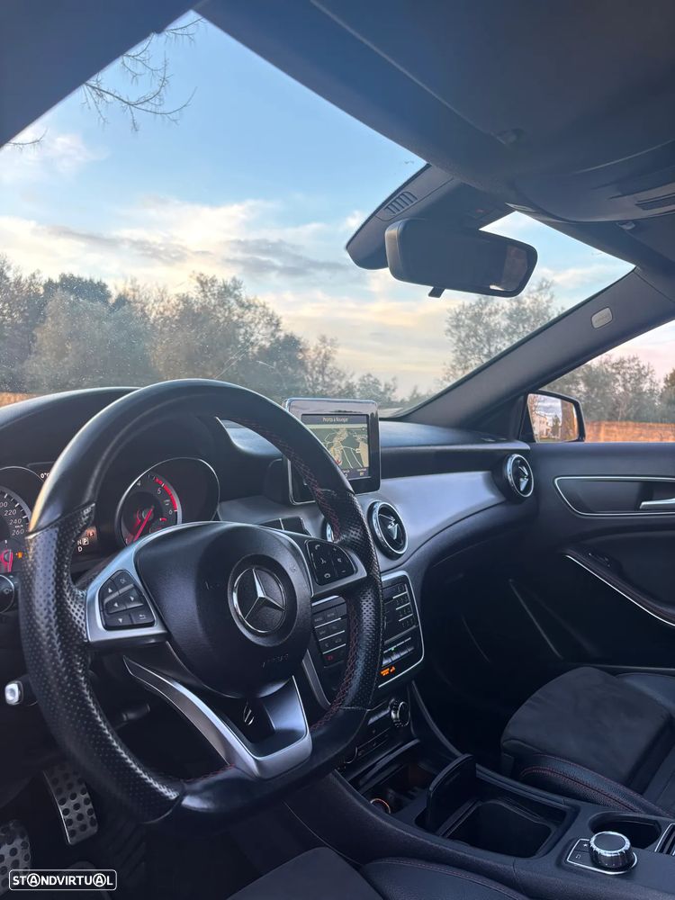 Mercedes-Benz GLA 180 d 7G-DCT AMG Line - 43