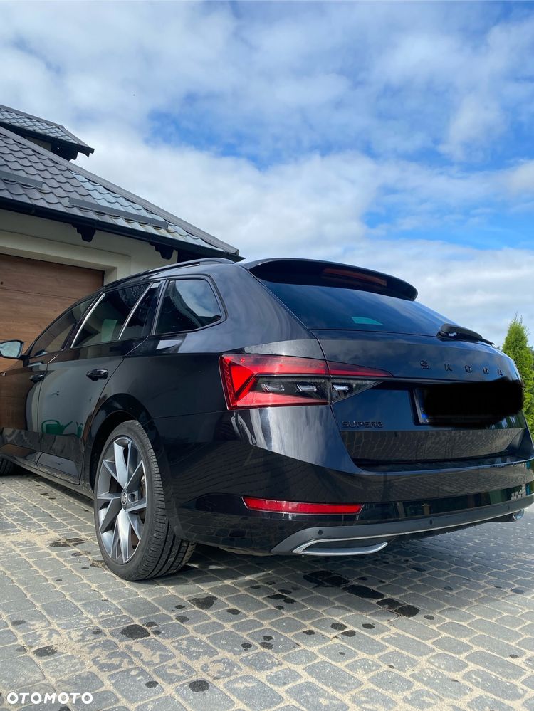 Skoda Superb 2.0 TDI SCR Sportline DSG - 17