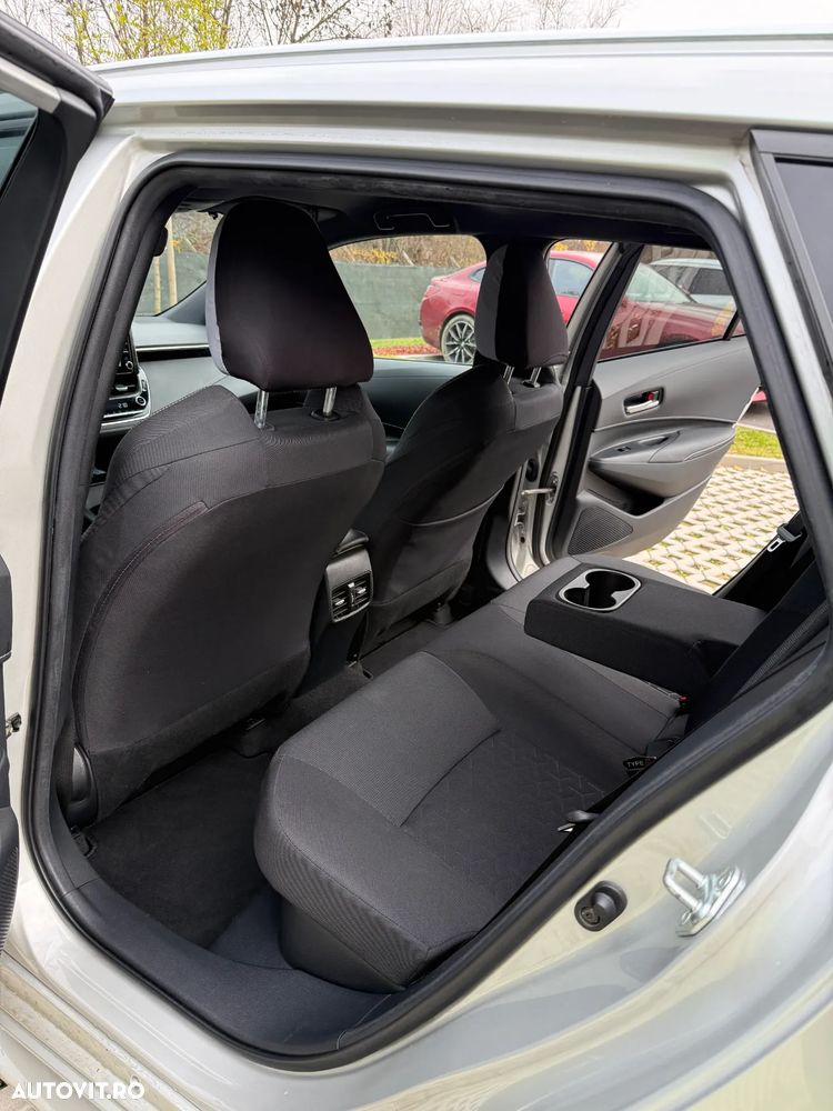 Suzuki Swace 1.8 E-CVT HEV Spirit - 13