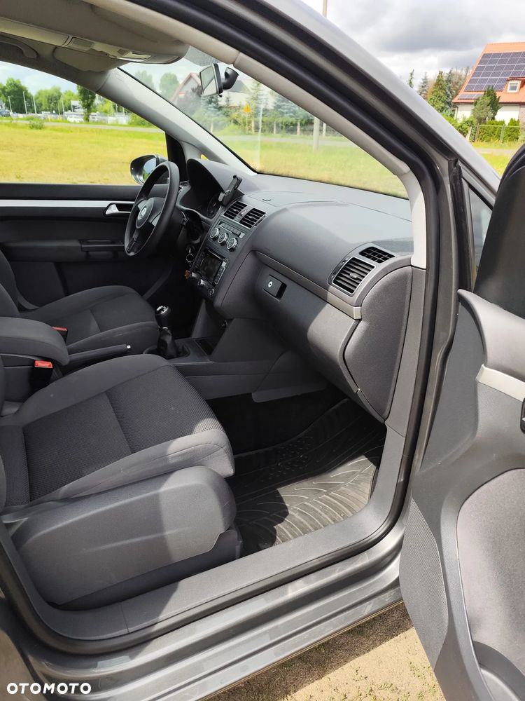 Volkswagen Touran 1.6 TDI DPF BlueMotion Technology Comfortline - 18