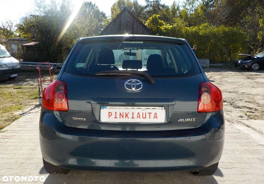 Toyota Auris - 8