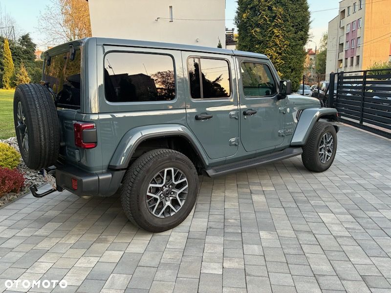 Jeep Wrangler - 2
