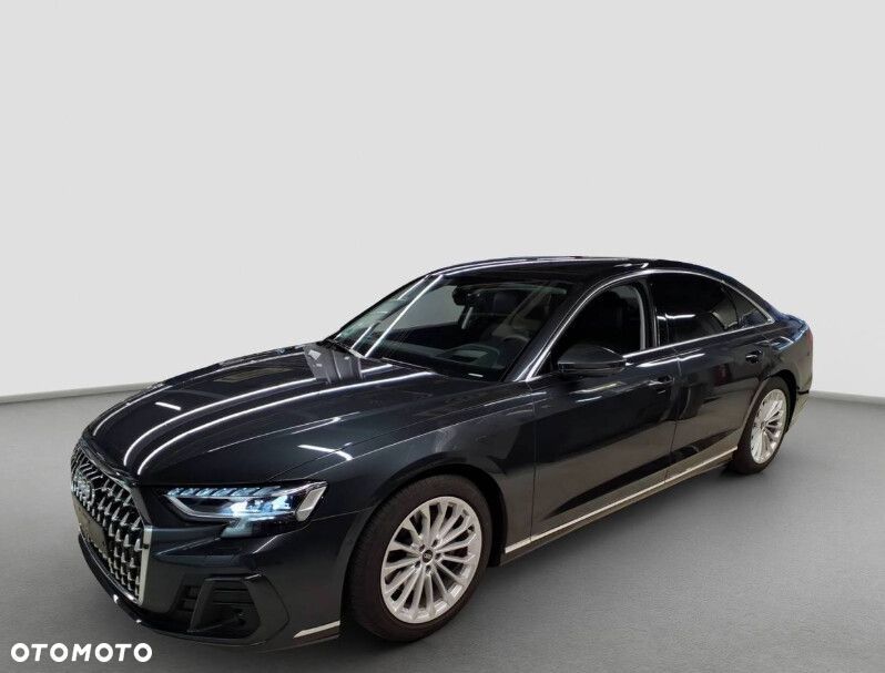 Audi A8 - 4