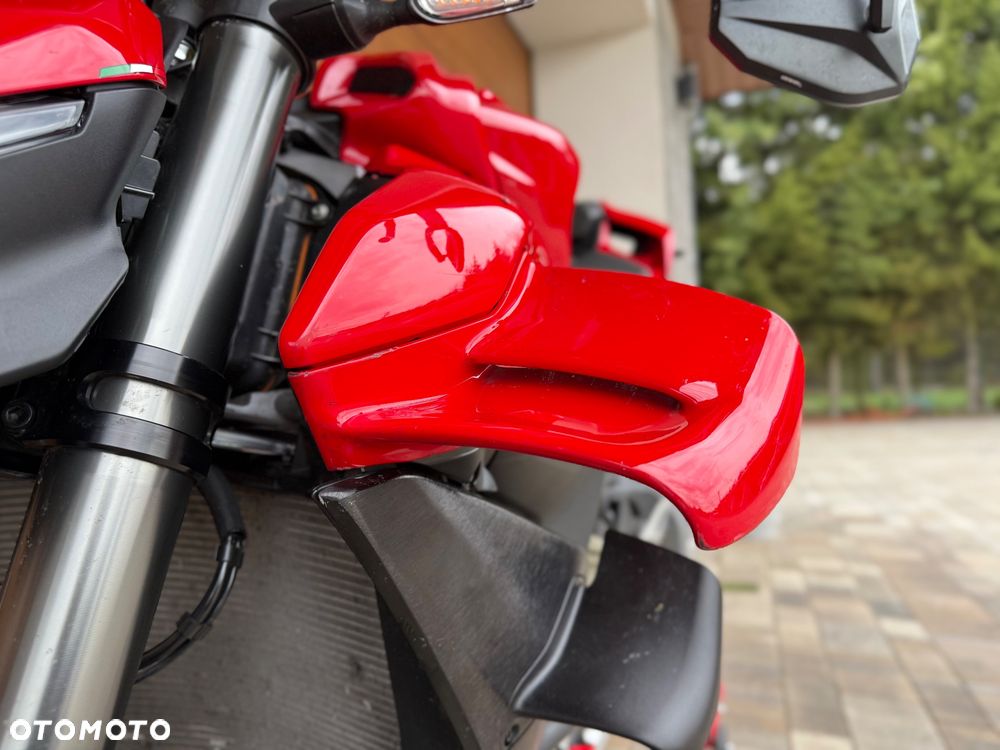 Ducati Streetfighter V4 - 32