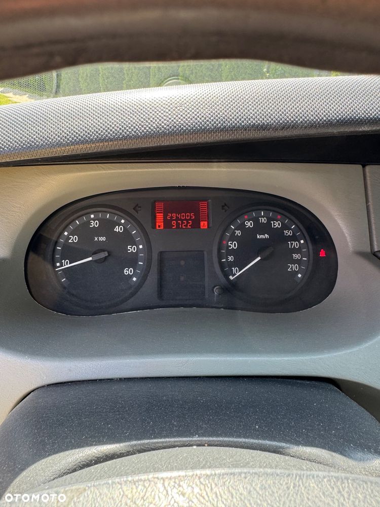Renault Trafic - 9