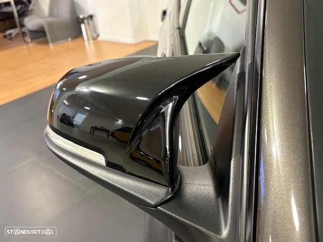 BMW 320 d Sport-Aut. Efficient Dynamics Edition Blue Per Sport Line - 32