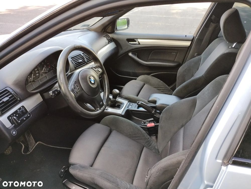 BMW Seria 3 318i - 8