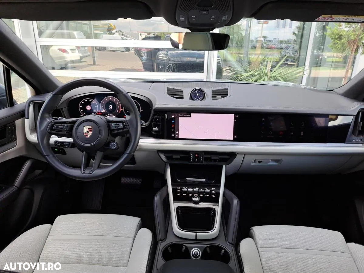 Porsche Cayenne Coupe Standard - 12