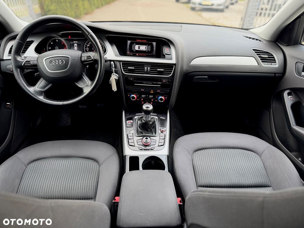 Audi A4 Avant 2.0 TDI DPF S line Sportpaket - 9