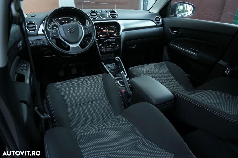 Suzuki Vitara 1.0 Boosterjet Comfort - 7
