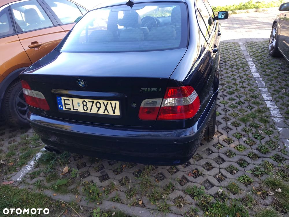 BMW Seria 3 318i - 6