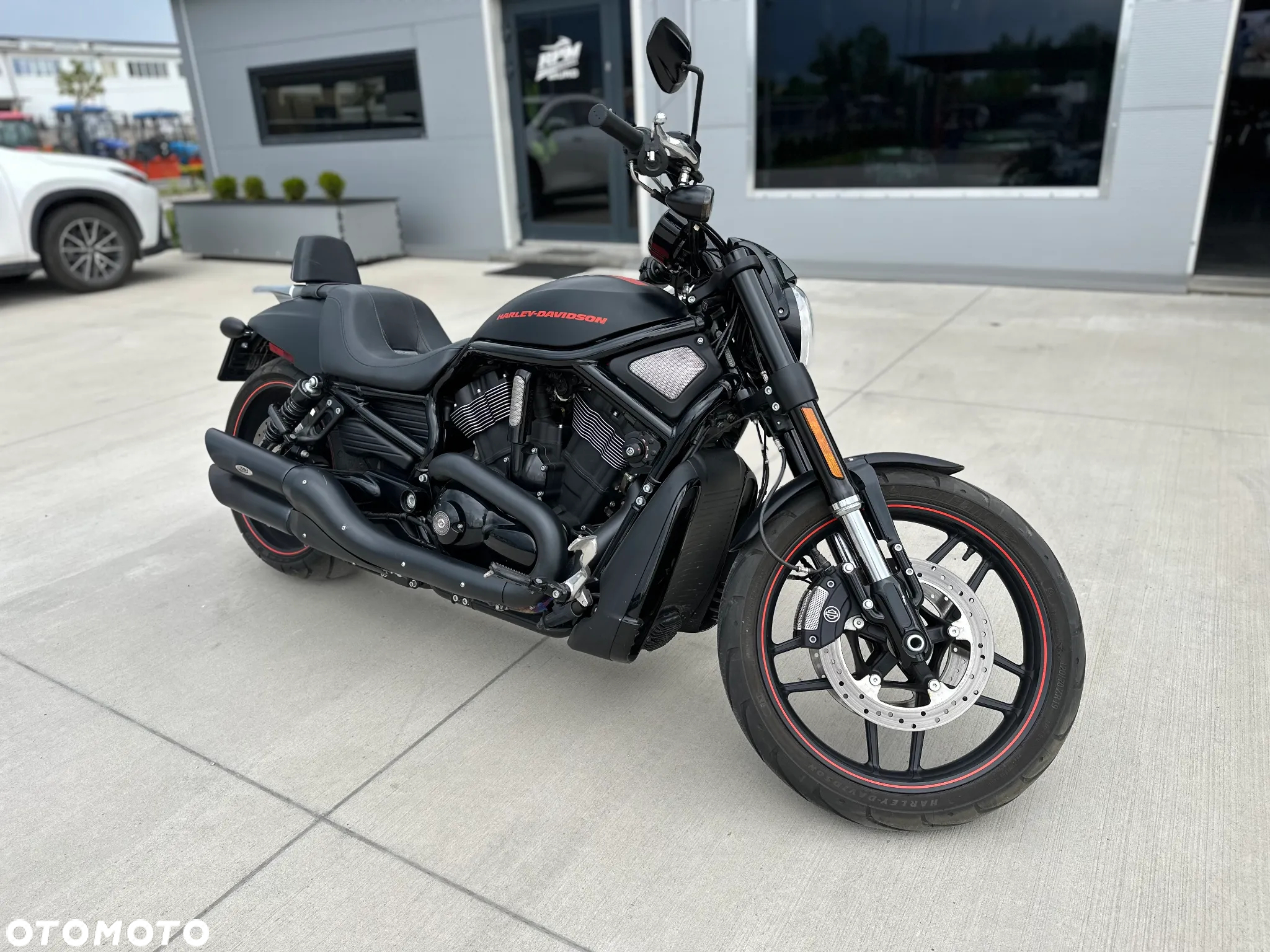 Harley-Davidson V-Rod Night Rod - 2