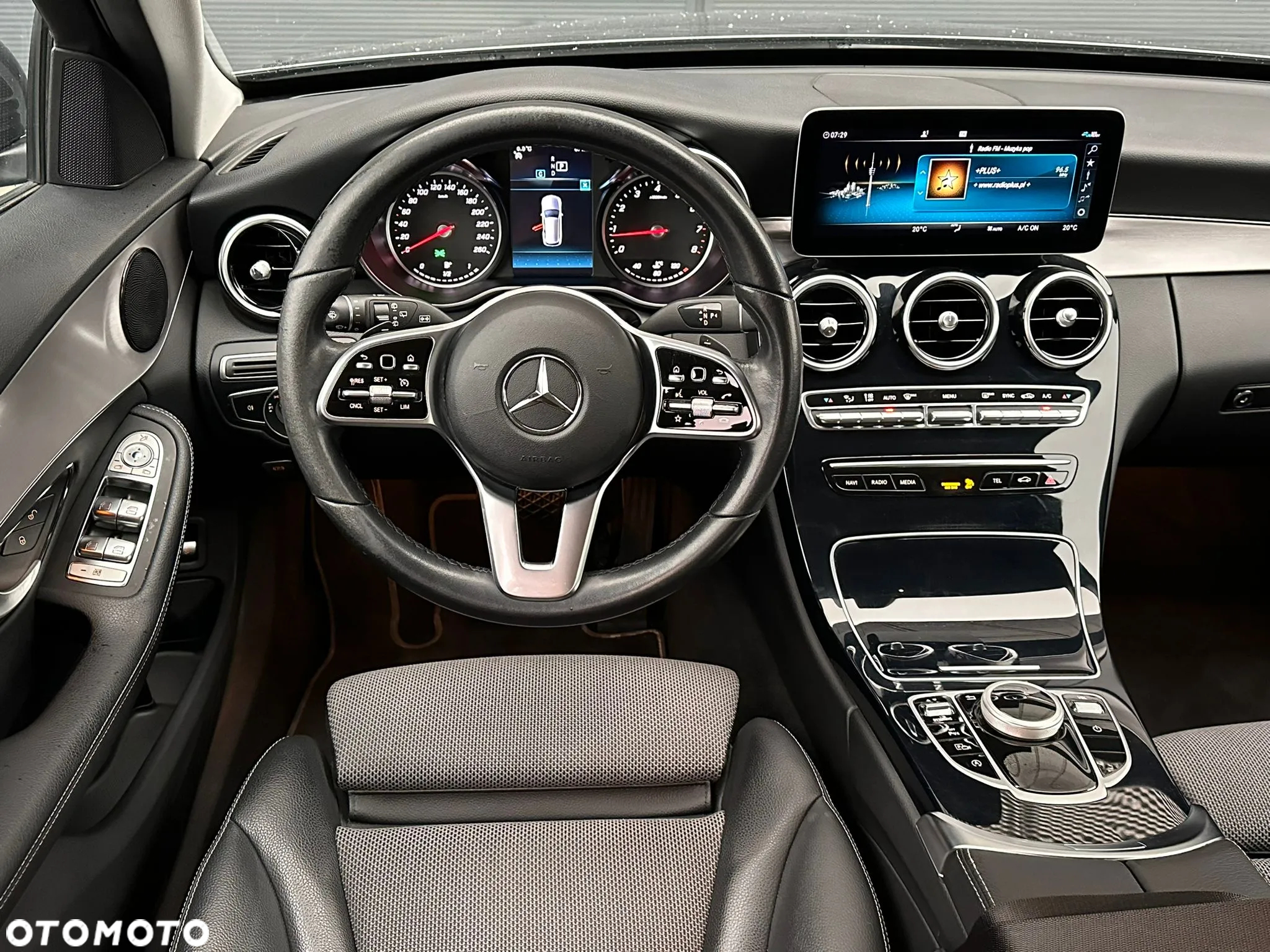 Mercedes-Benz Klasa C 180 9G-TRONIC - 10