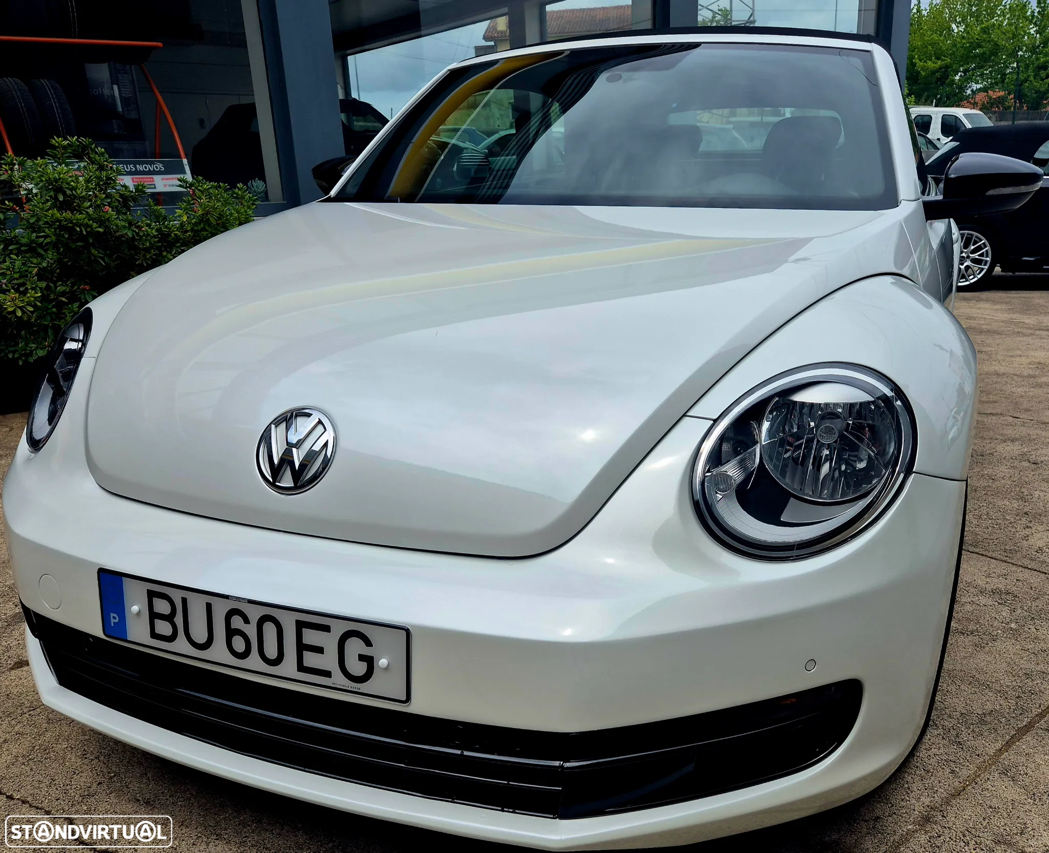 VW New Beetle Cabriolet 1.2 TSI Design DSG - 12