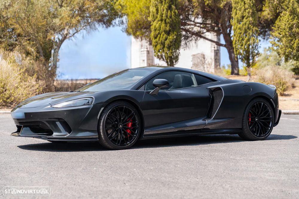 McLaren GT - 1