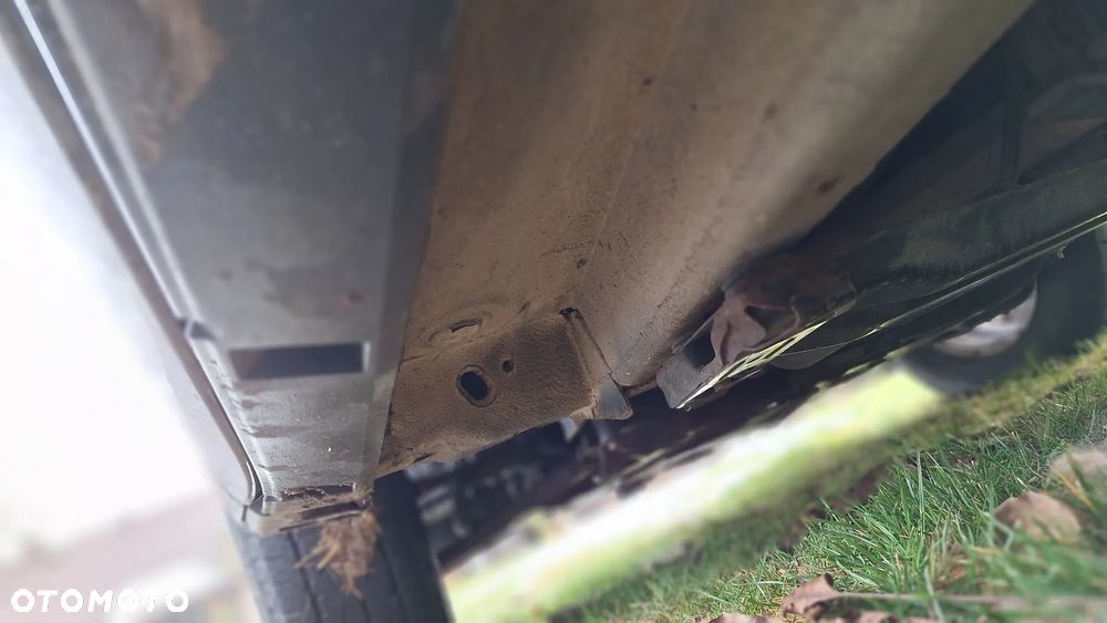 Suzuki Grand Vitara 1.6 Comfort - 19