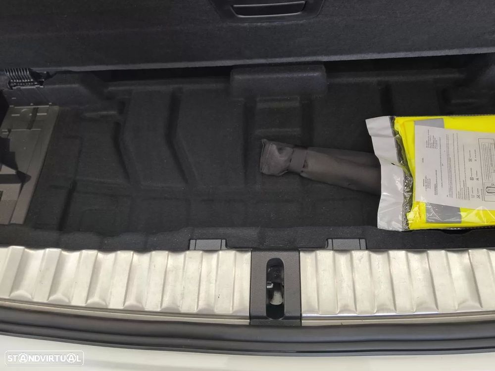 BMW 318 d Advantage - 21