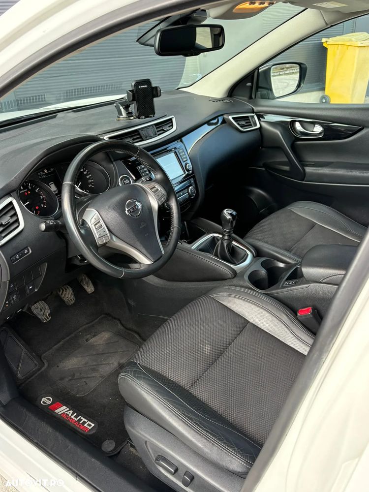 Nissan Qashqai 1.2 DIG-T 360 - 12