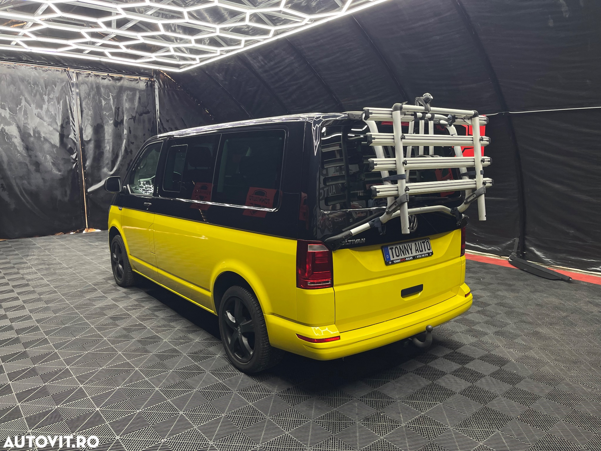 Volkswagen Multivan - 3