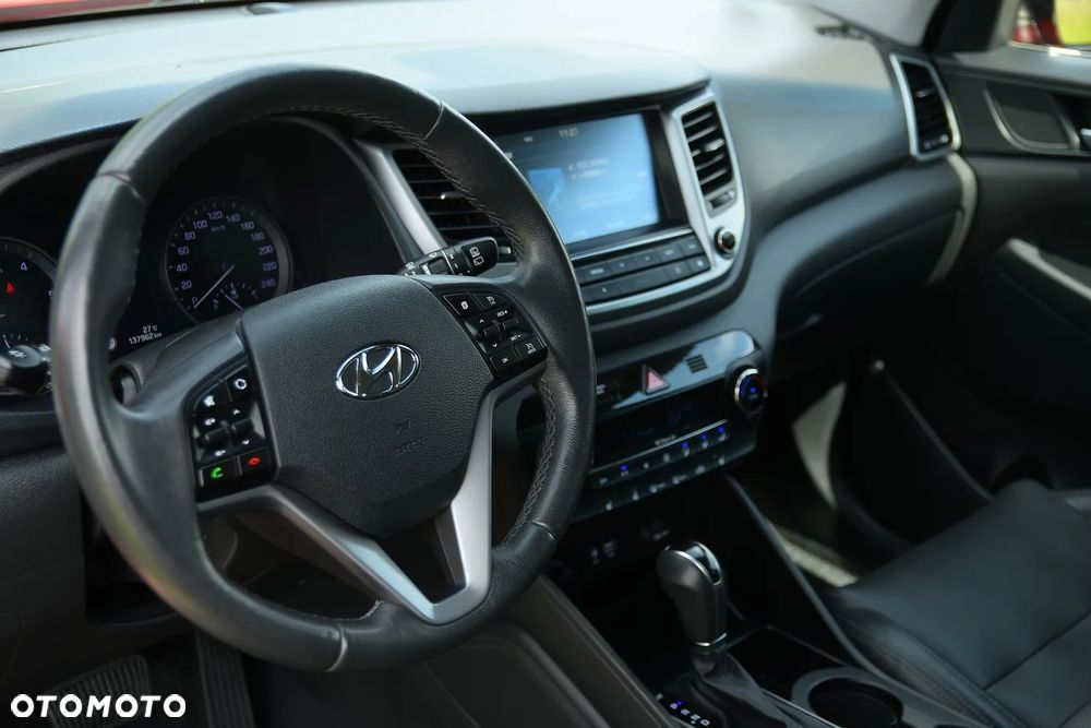 Hyundai Tucson blue 1.7 CRDi 2WD DCT Premium - 27