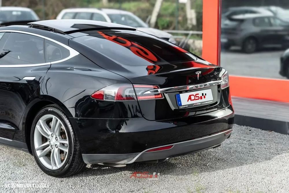 Tesla Model S 85 - 6