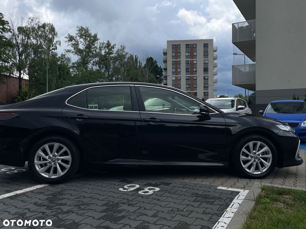 Toyota Camry 2.5 Hybrid Comfort CVT - 18
