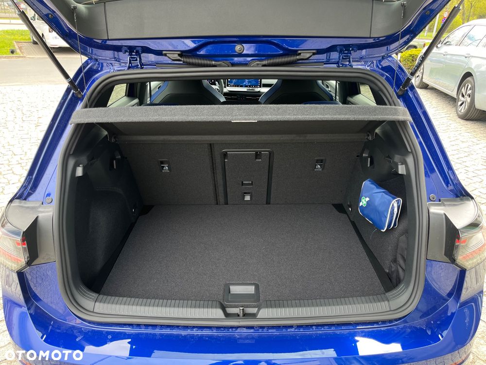 Volkswagen Golf - 26