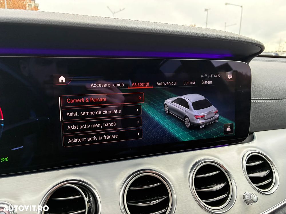 Mercedes-Benz E 300 de 4MATIC Aut. - 34