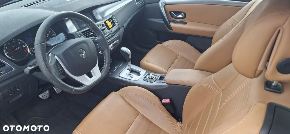 Renault Laguna 3.5 V6 Initiale - 10
