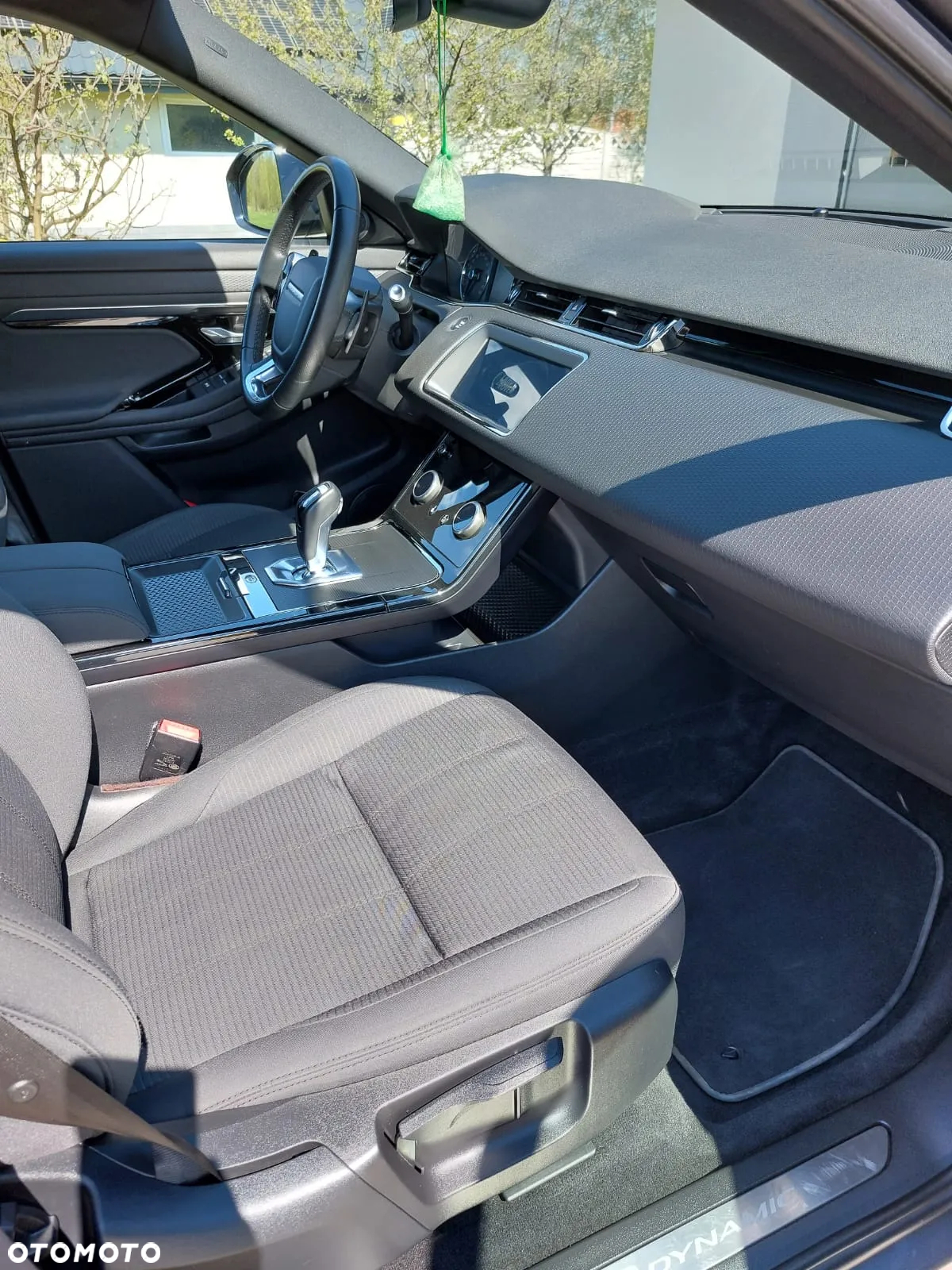 Land Rover Range Rover Evoque - 22