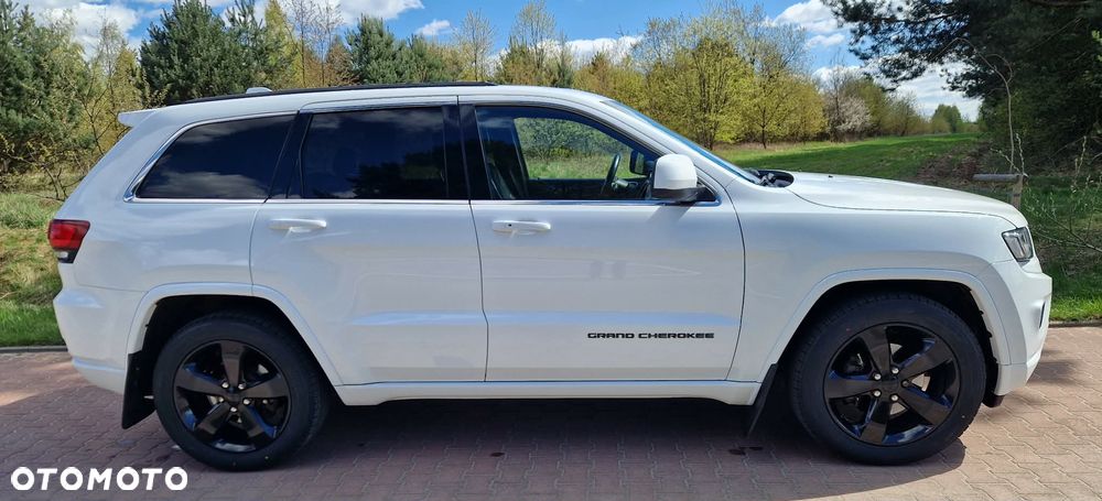 Jeep Grand Cherokee - 9