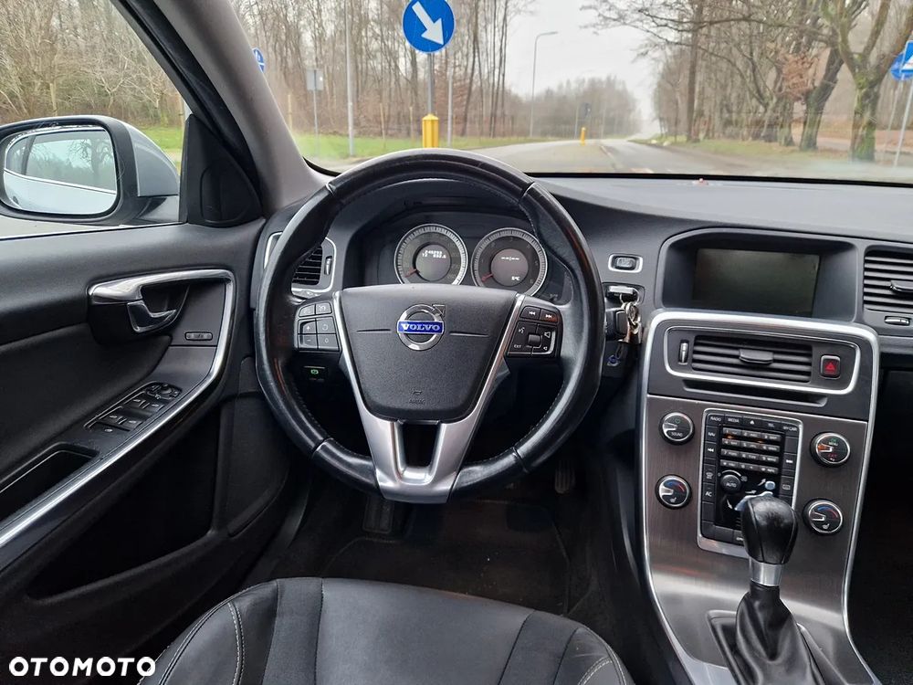 Volvo S60 D2 Summum - 4