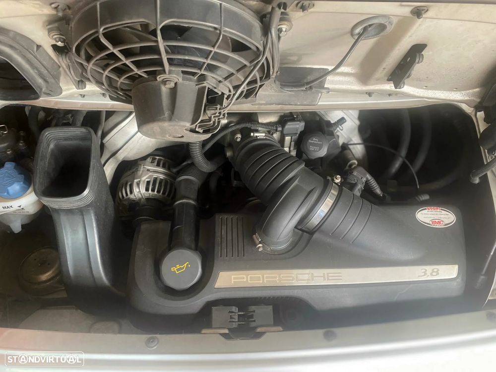 Porsche 911 Série F - 31