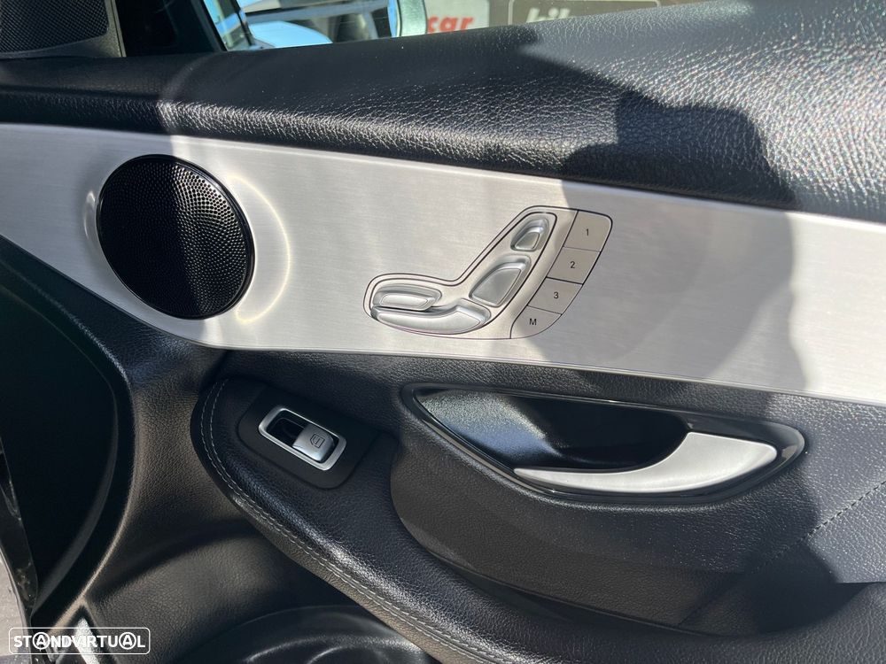 Mercedes-Benz GLC 300 de 4Matic 9G-TRONIC AMG Line - 59