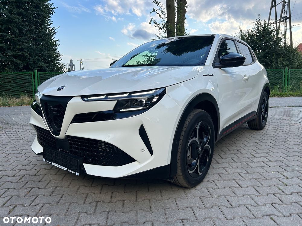 Alfa Romeo Junior 1.2 mHEV Sport Speciale eDCT - 2