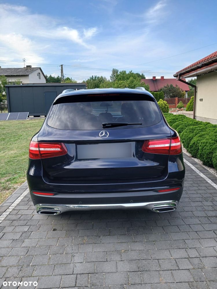 Mercedes-Benz GLC 220 d 4-Matic - 2