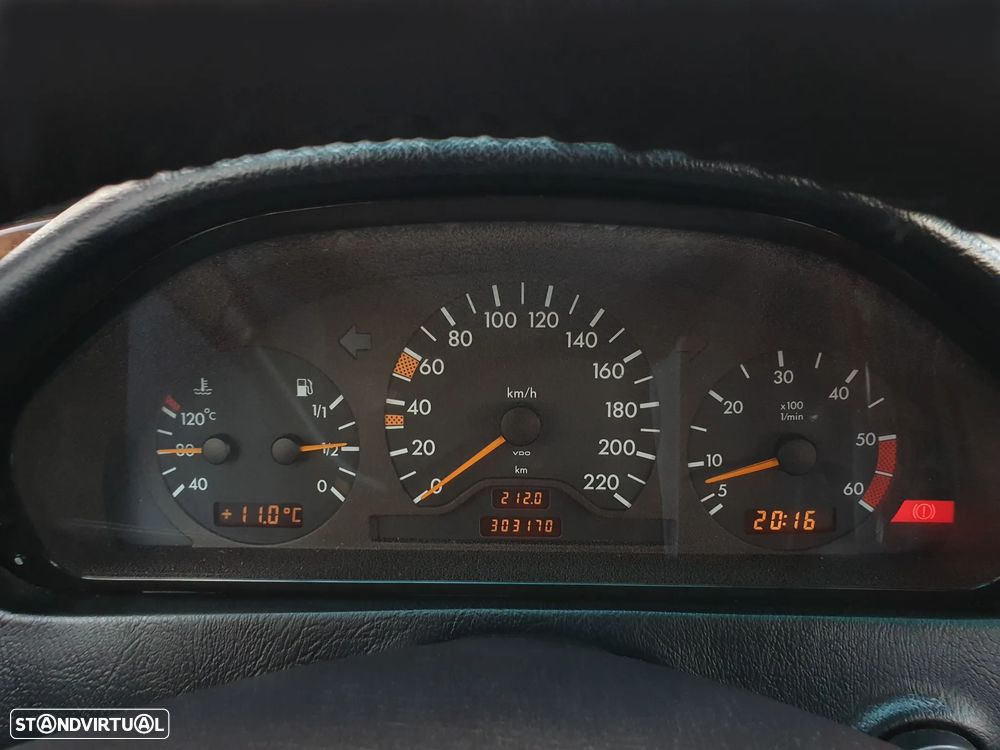 Mercedes-Benz C 250 TD Elegance - 9