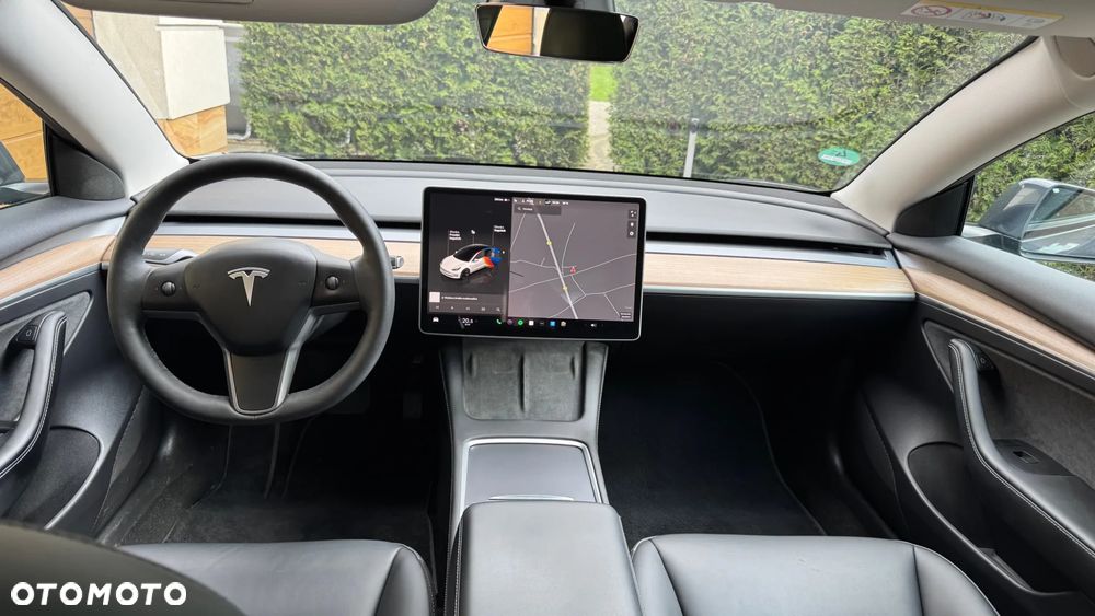 Tesla Model 3 - 20
