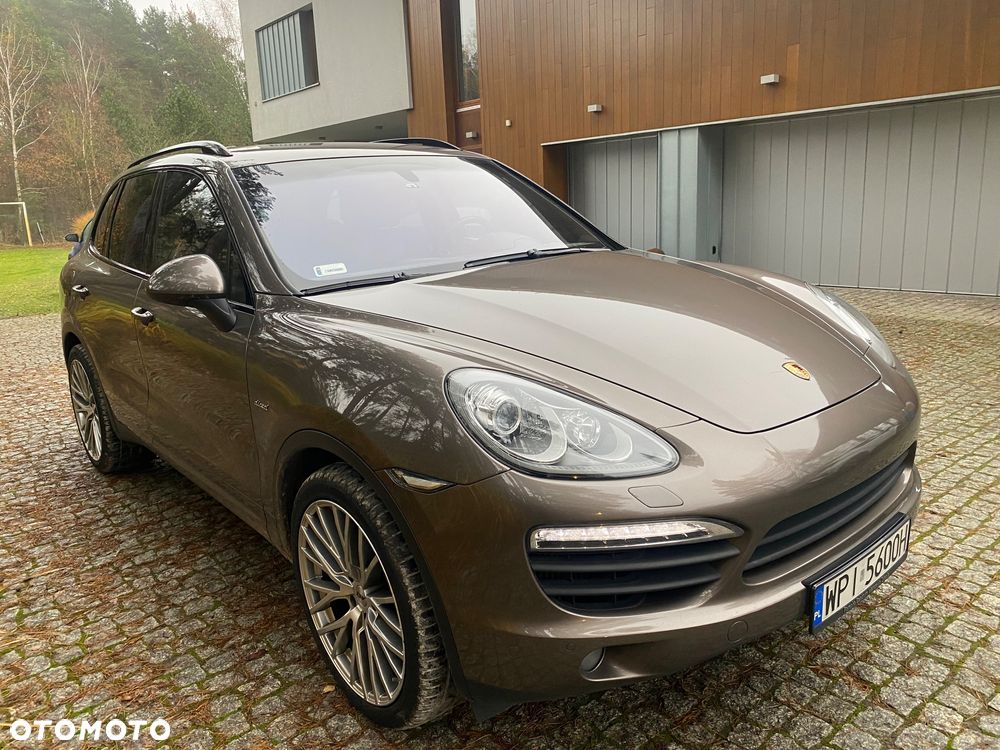 Porsche Cayenne - 5