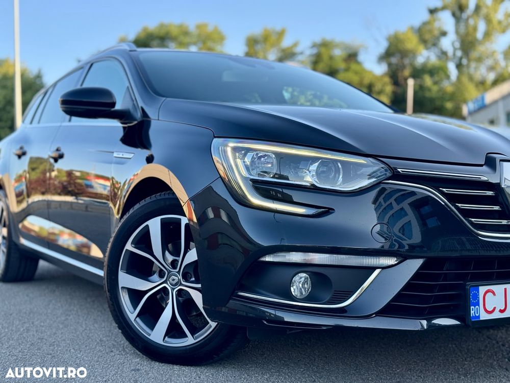 Renault Megane ENERGY dCi 110 EDC BOSE EDITION - 13