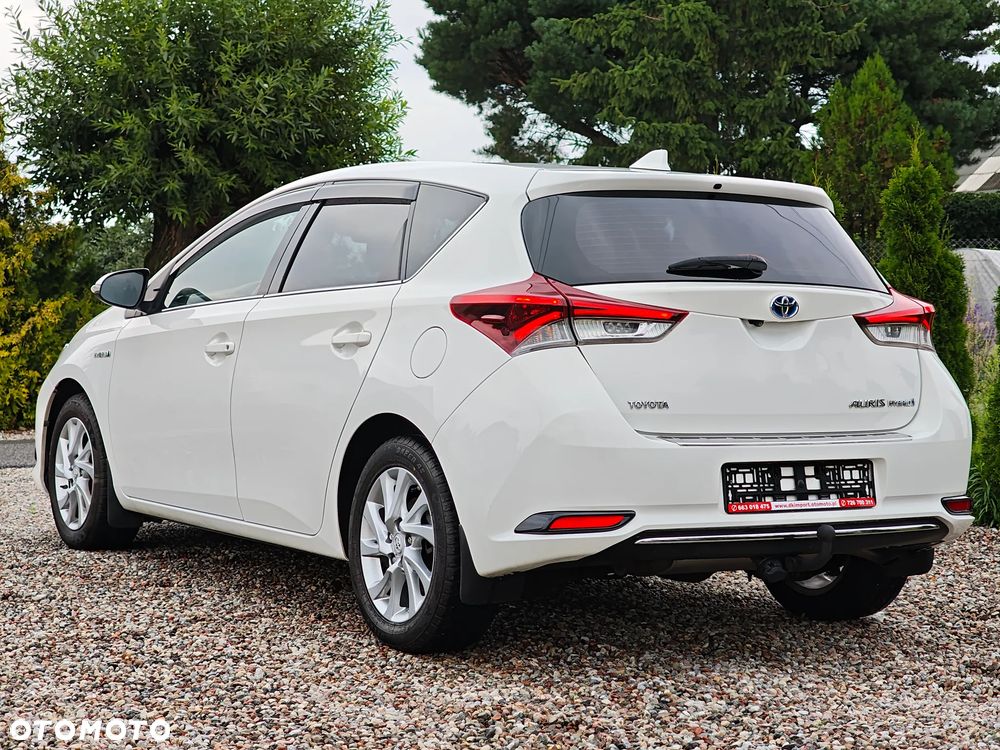 Toyota Auris 1.8 HSD Prestige NAVI - 4