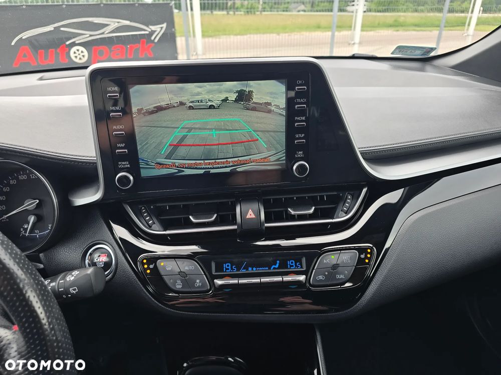 Toyota C-HR 1.8 Hybrid GPF GR Sport - 32