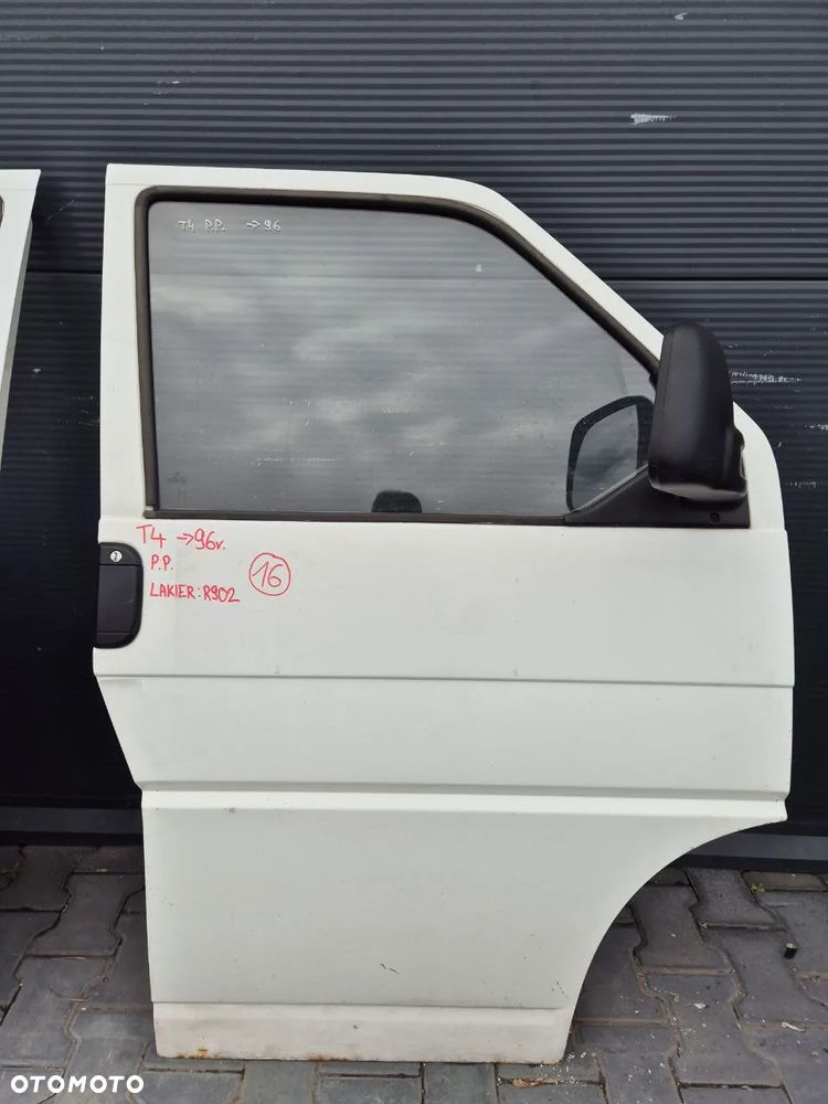 KAROSERIA VW T4 96r.-> CZERWONA / CZERWONY /  BIAŁE / BIAŁA ( R902 ) - 31