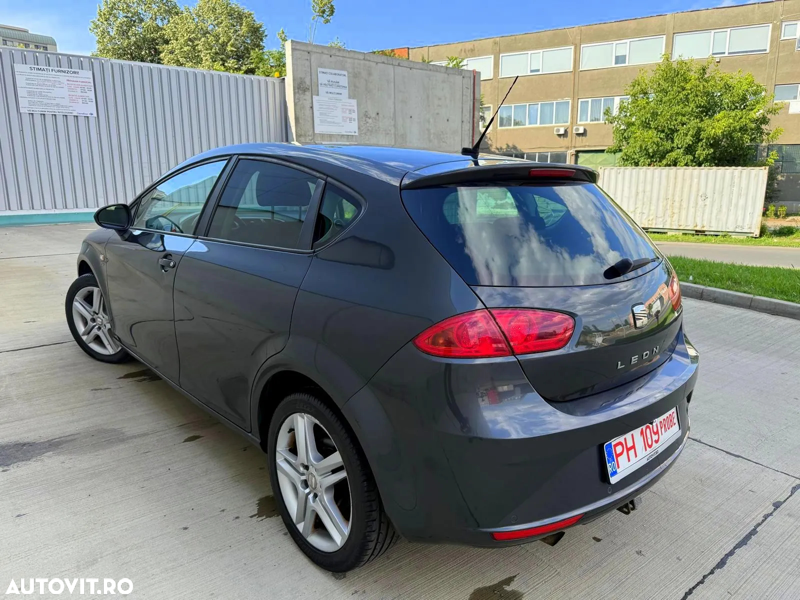 Volkswagen Golf 1.2 TSI BlueMotion Technology Comfortline - 4